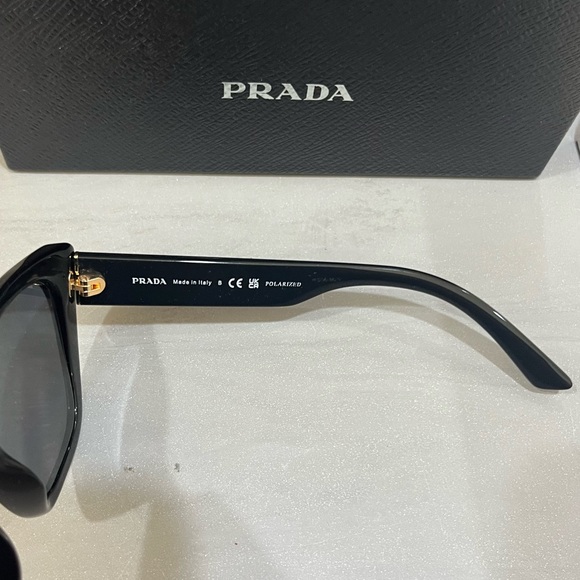 NEW Prada Oversized Square Sunglasses - Black - Picture 5 of 14